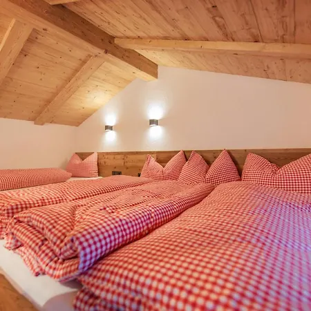 Dom wakacyjny Kaser Premium Am Berg Neustift im Stubaital